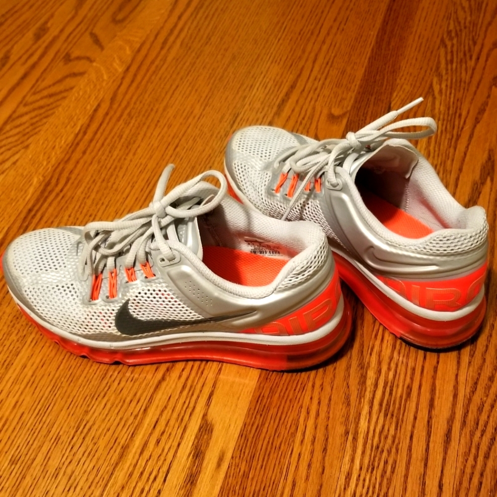Nike Air Max 2013 + Women's 8.5 Silver Gray